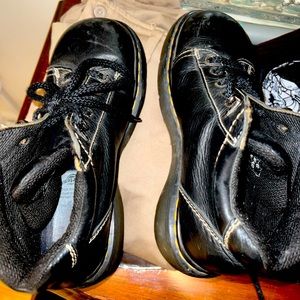 dr martins *real* steel toe boot